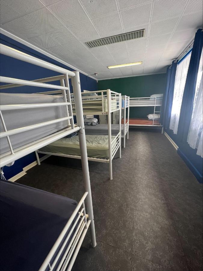 Port Adelaide Backpackers Hostel Екстериор снимка