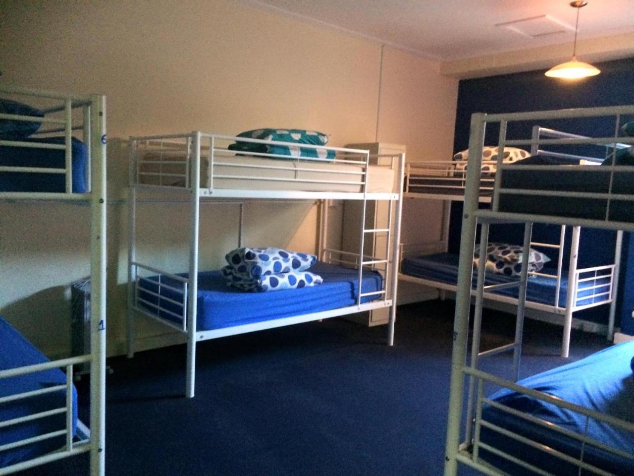 Port Adelaide Backpackers Hostel Екстериор снимка